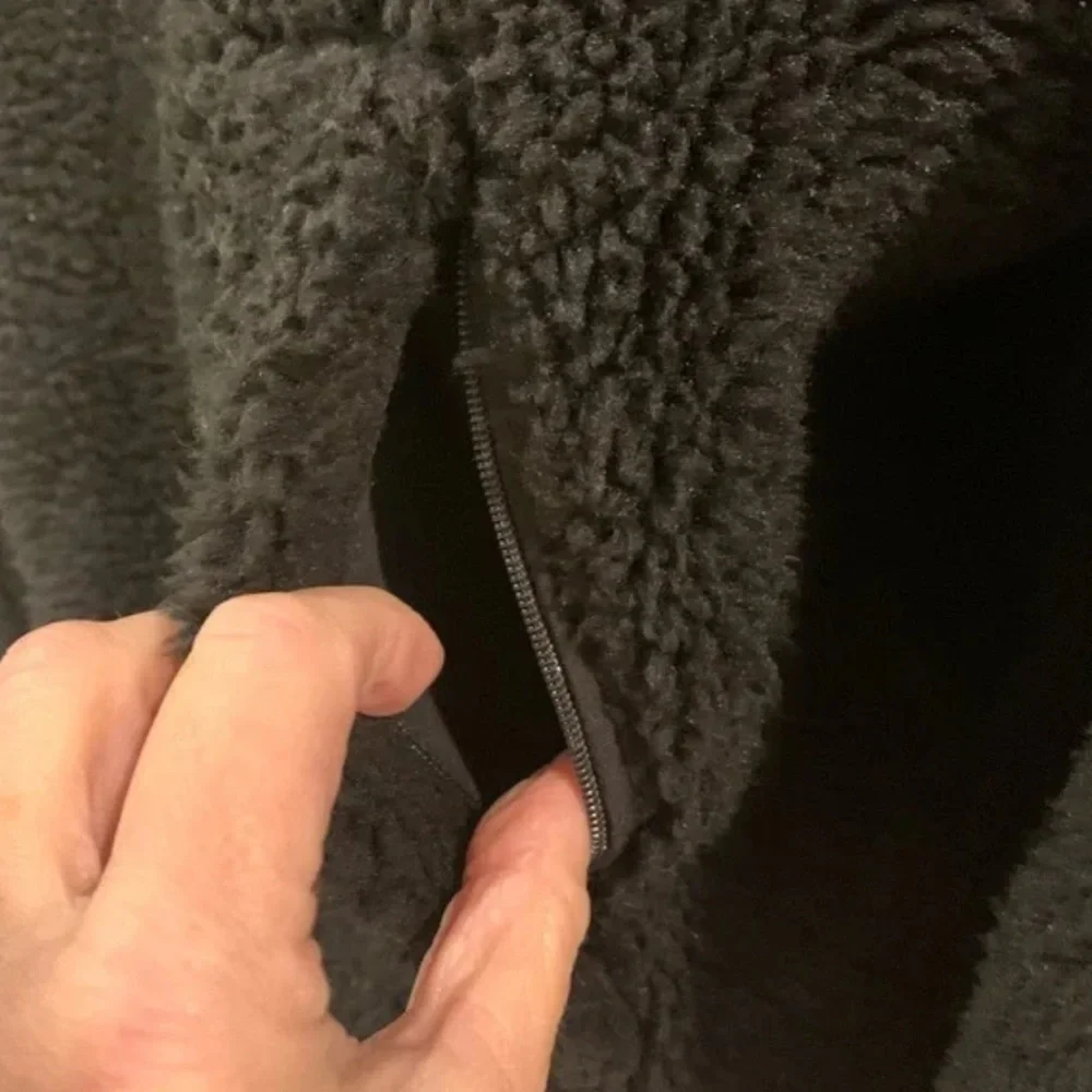 ALO Yoga Women's Sherpa Black Charcoal Teddy Jacket Sz S